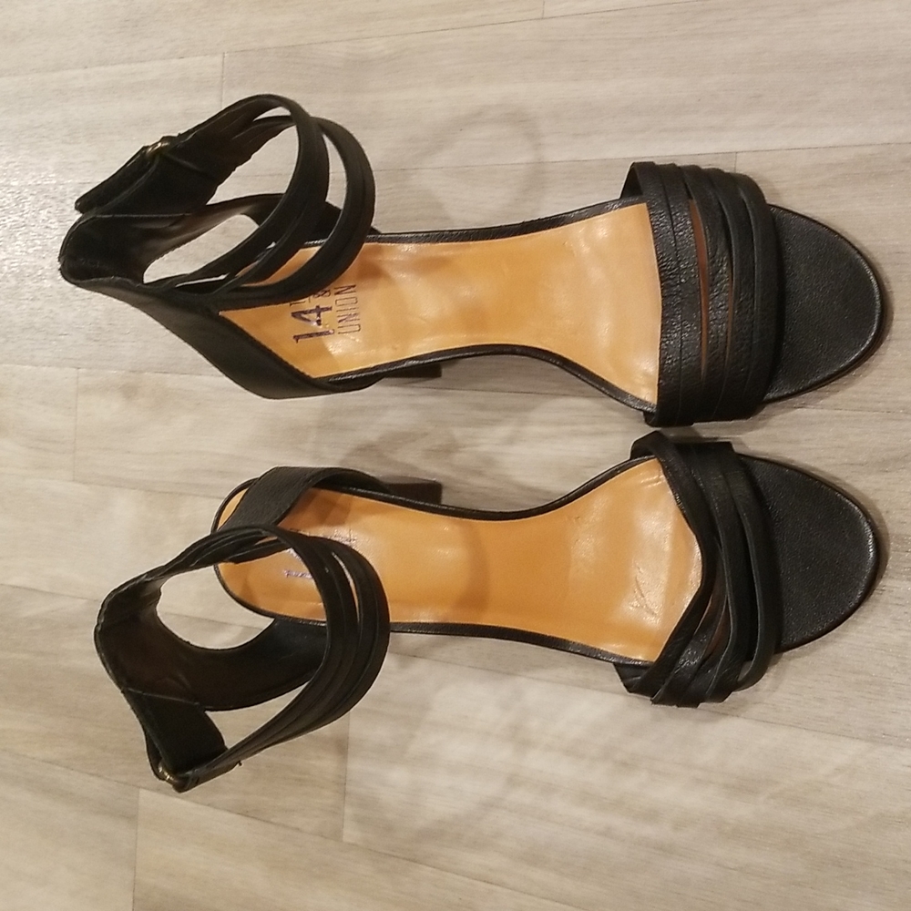 Black block heels sz 8.5